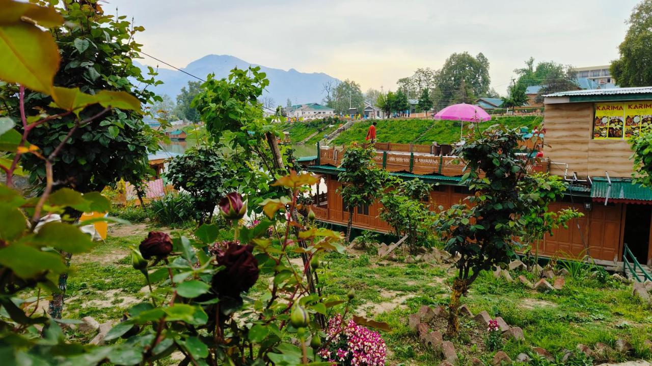 Houseboat Karima Palace Srīnagar 외부 사진