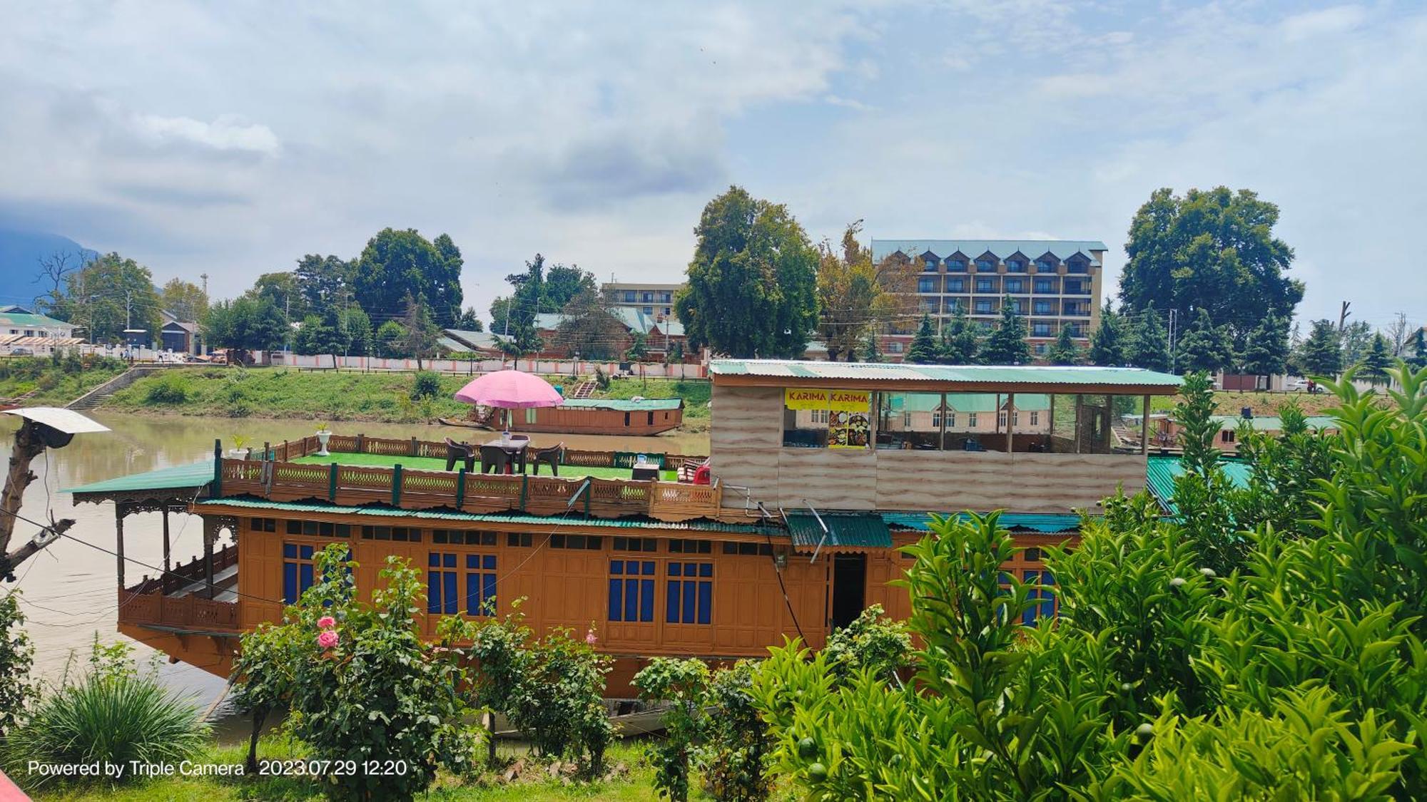 Houseboat Karima Palace Srīnagar 외부 사진